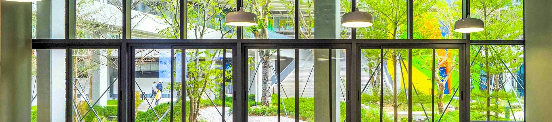 Shenzhen College of International Education banner
