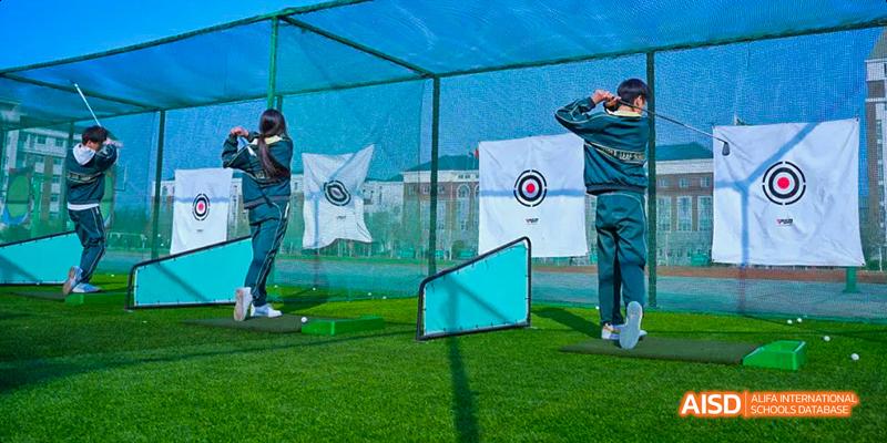 An outdoor golf practice area at Maple Leaf International School - Luoyang.