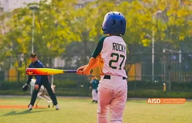 A student in a baseball uniform at Chongqing Depu Foreign Language School