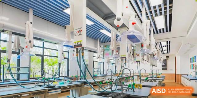 Close-up view of laboratory equipment and apparatus setup in a modern science lab for student experiments, Hefei Xinhua Academy.