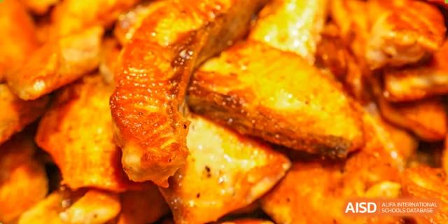 A close-up of a main course dish at Shenzhen Oasis International School.